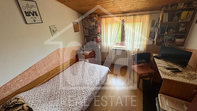 Haus, 320 m2, Verkauf, Cernik