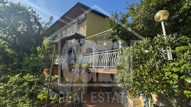 Haus, 250 m2, Verkauf, Opatija - Veprinac