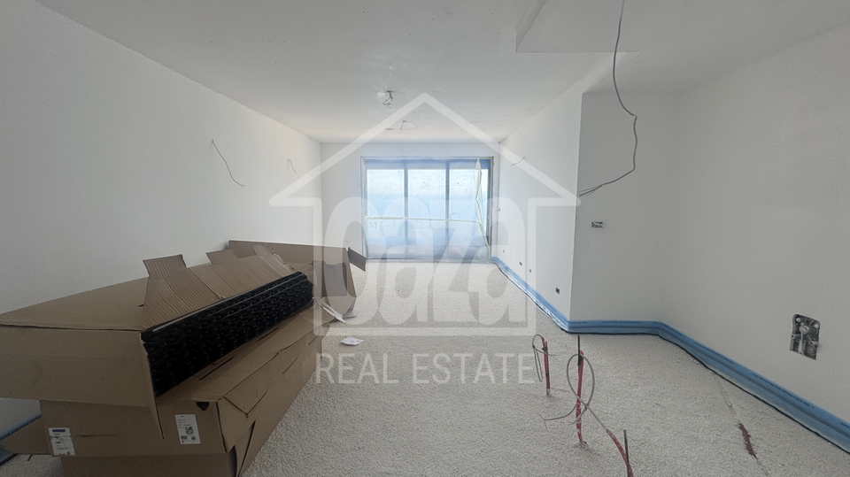 Pećine, 1 red do mora, luksuzna novogradnja - od 4.900 EUR/m2