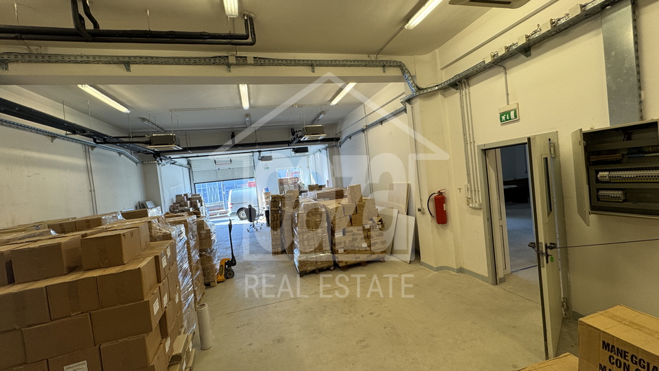 Uffici&comma; 355 m2&comma; Affitto&comma; Rijeka - Centar