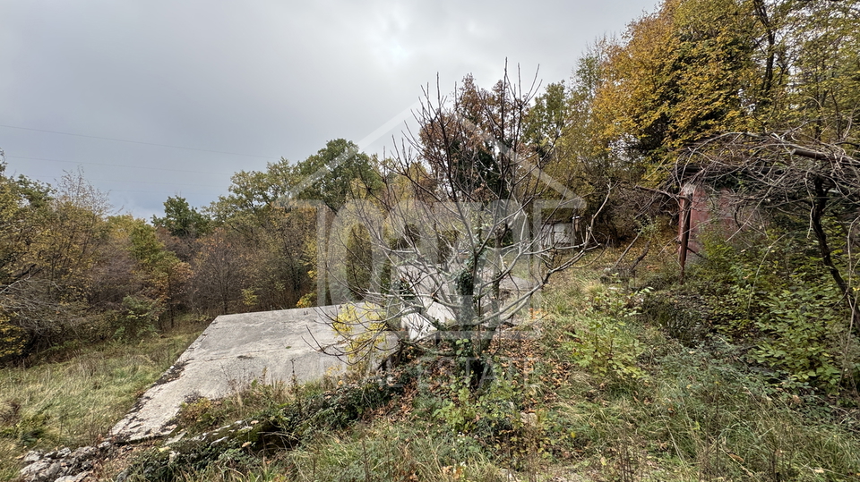 Veprinac&comma; zapo&ccaron;eta gradnja na zemlji&scaron;tu od 968m2