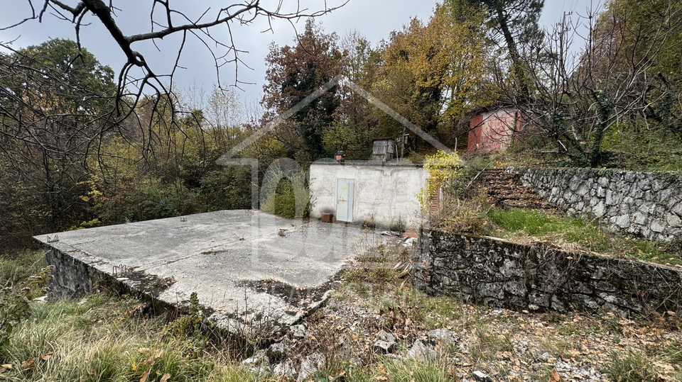 Veprinac&comma; zapo&ccaron;eta gradnja na zemlji&scaron;tu od 968m2