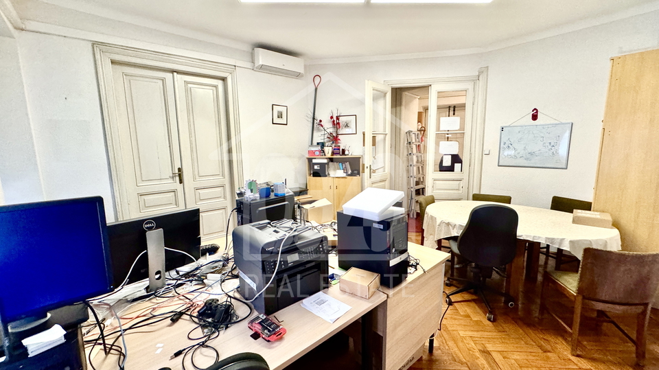 Uffici&comma; 102 m2&comma; Affitto&comma; Rijeka - Centar