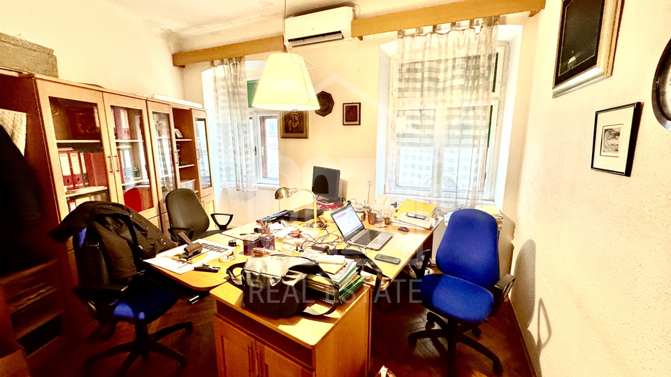 Uffici&comma; 102 m2&comma; Affitto&comma; Rijeka - Centar
