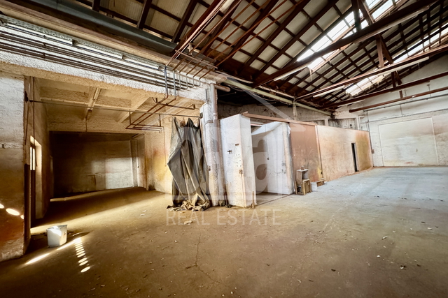 Rijeka - industrijska zona, 300m2 skladište