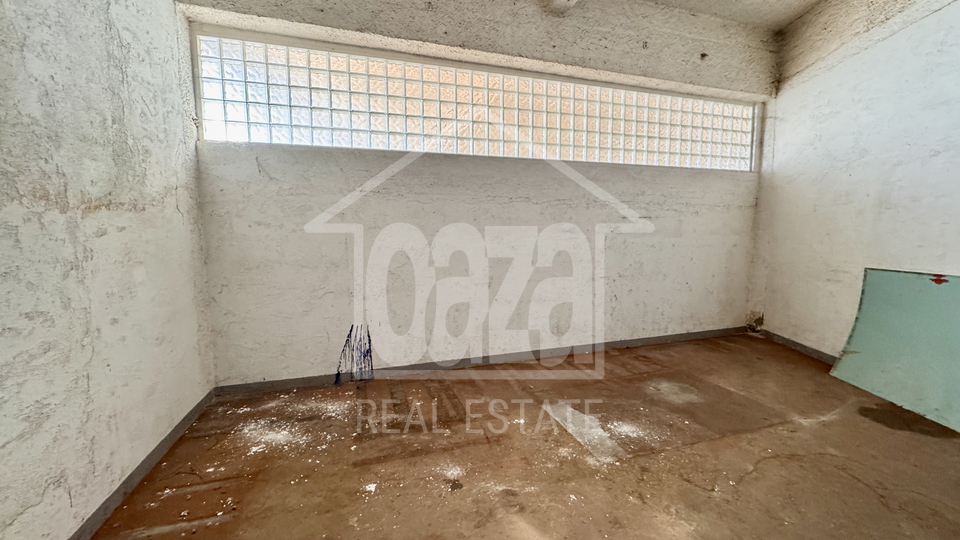 Rijeka - industrijska zona&comma; 300m2 skladi&scaron;te