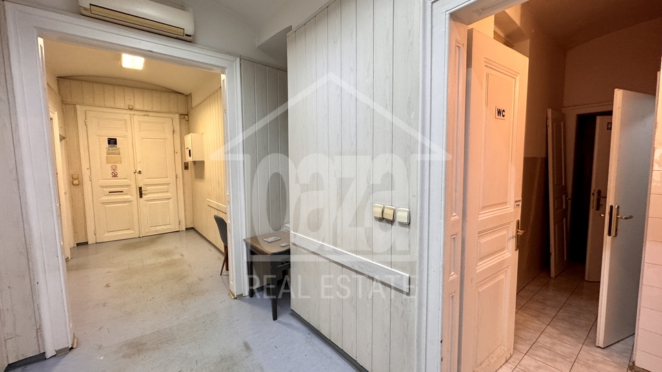 Uffici&comma; 115 m2&comma; Affitto&comma; Rijeka - Centar