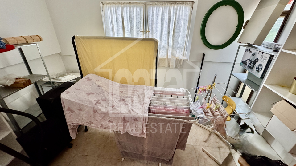 Apartment&comma; 34 m2&comma; For Sale&comma; Rijeka - Pe&cacute;ine