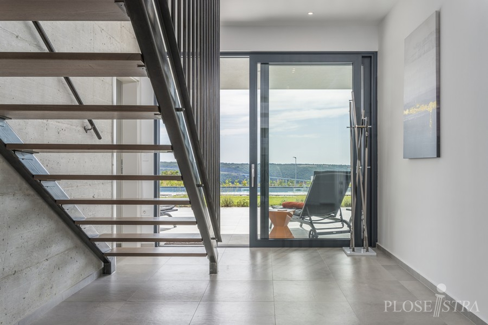 HOCHWERTIGE MODERNE VILLA MIT TOLLER AUSSICHT!