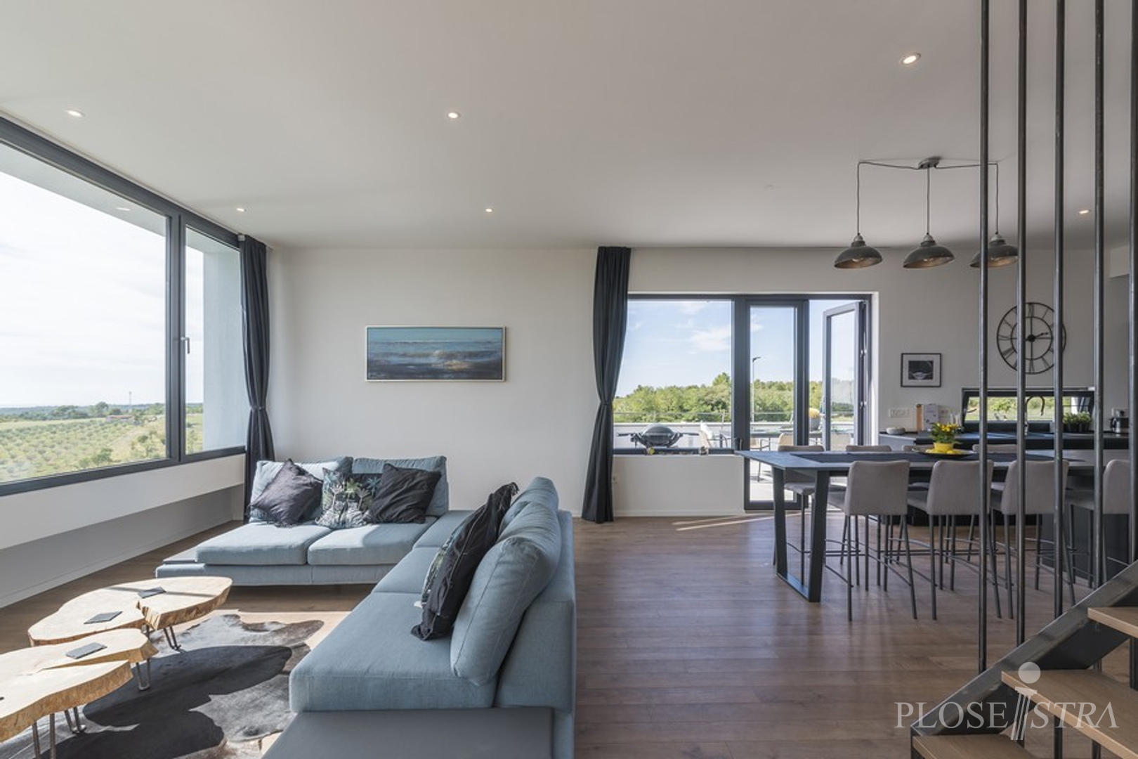 HOCHWERTIGE MODERNE VILLA MIT TOLLER AUSSICHT!