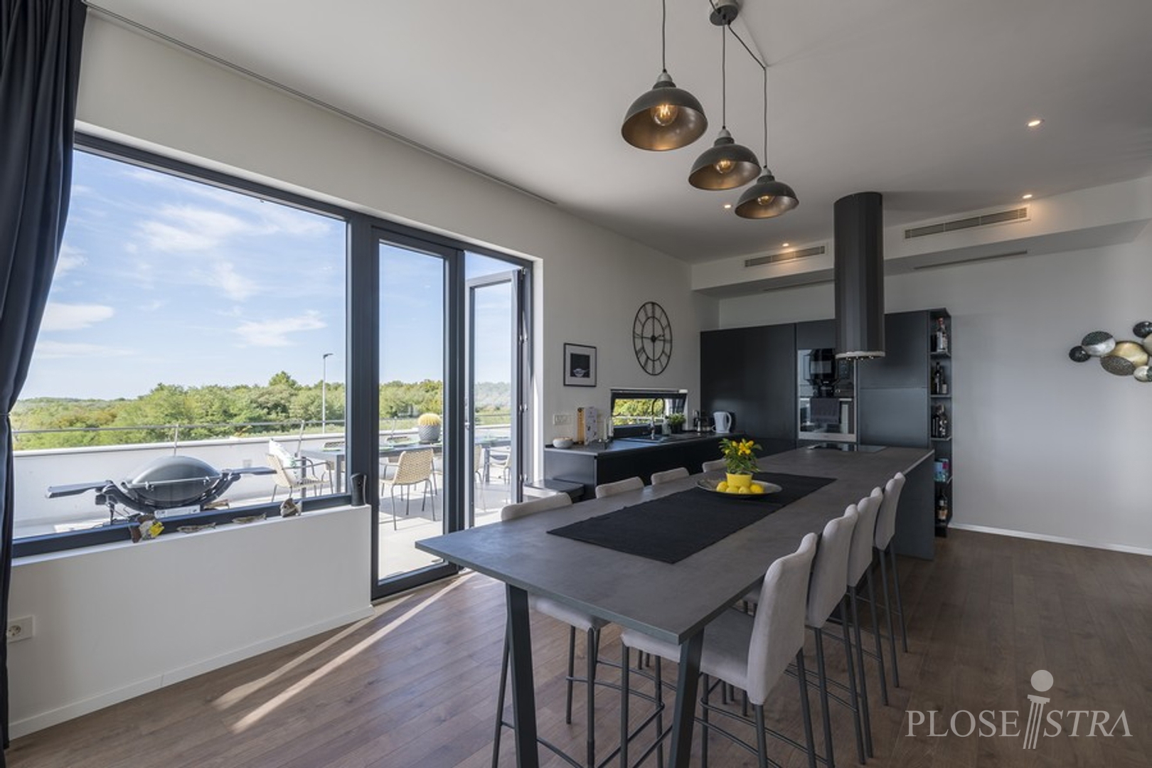 HOCHWERTIGE MODERNE VILLA MIT TOLLER AUSSICHT!