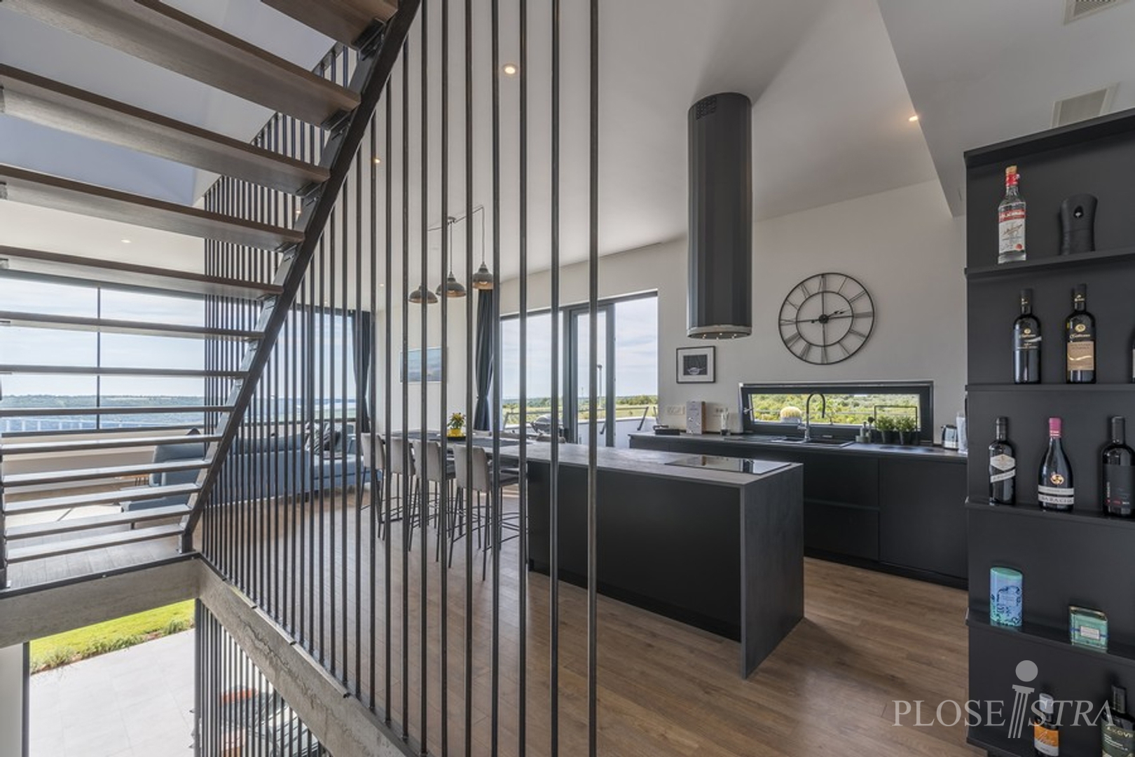HOCHWERTIGE MODERNE VILLA MIT TOLLER AUSSICHT!