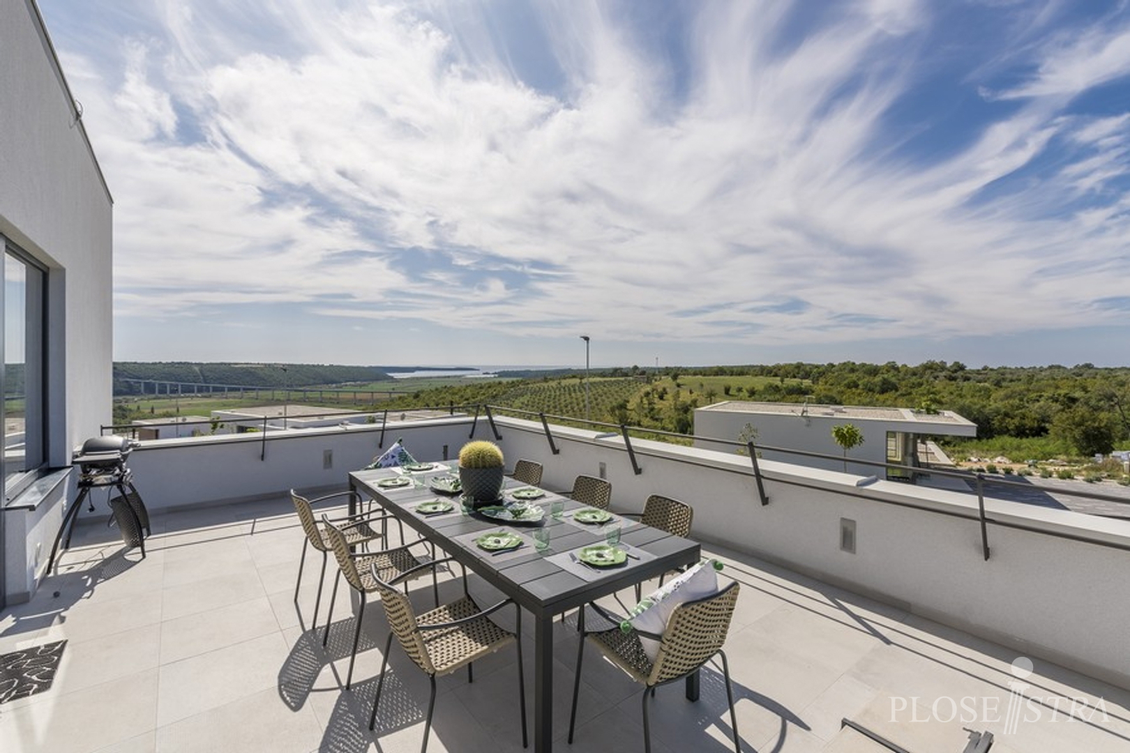 HOCHWERTIGE MODERNE VILLA MIT TOLLER AUSSICHT!