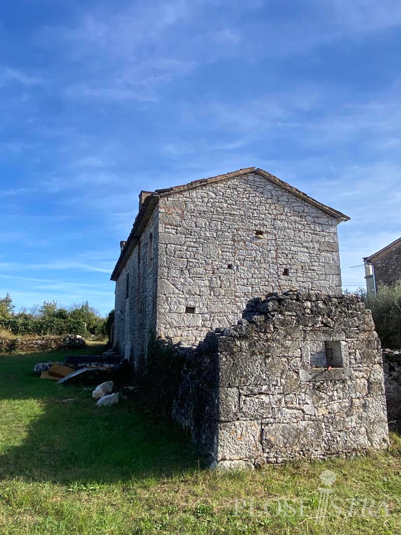 POREČ; VIŠNJAN, STONE HOUSE WITH BEAUTIFUL SEA VIEW; FOR SALE!