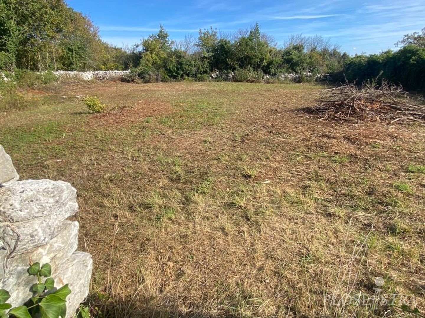 POREČ; VIŠNJAN, STONE HOUSE WITH BEAUTIFUL SEA VIEW; FOR SALE!