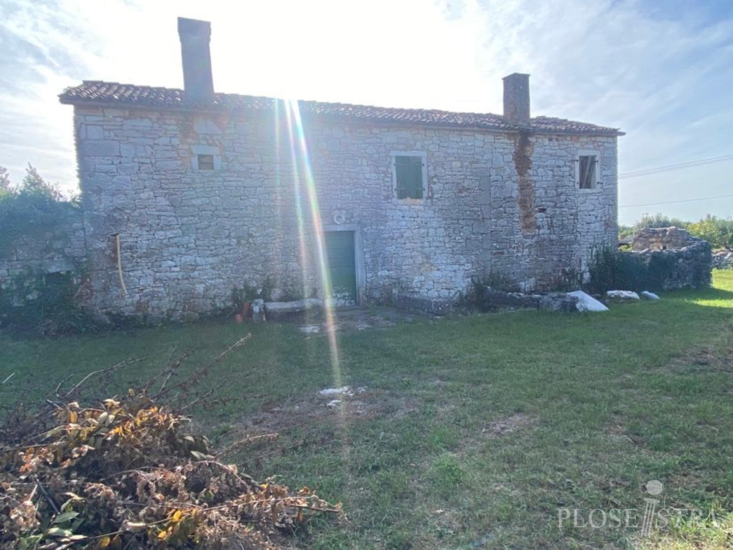 POREČ; VIŠNJAN, STONE HOUSE WITH BEAUTIFUL SEA VIEW; FOR SALE!