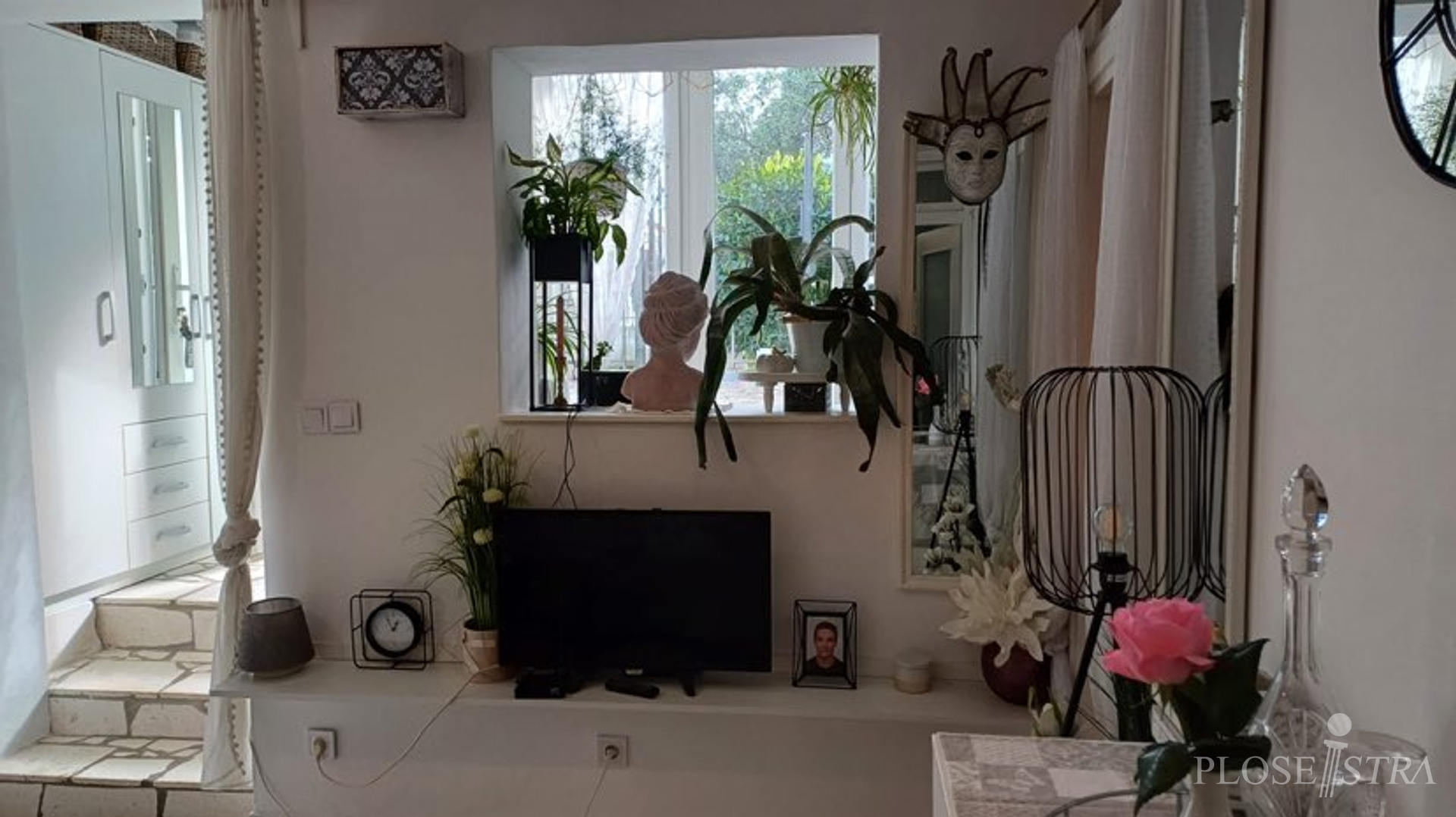 POREČ; STAN PRIZEMLJE; BLIZINA MORA I CENTRA!