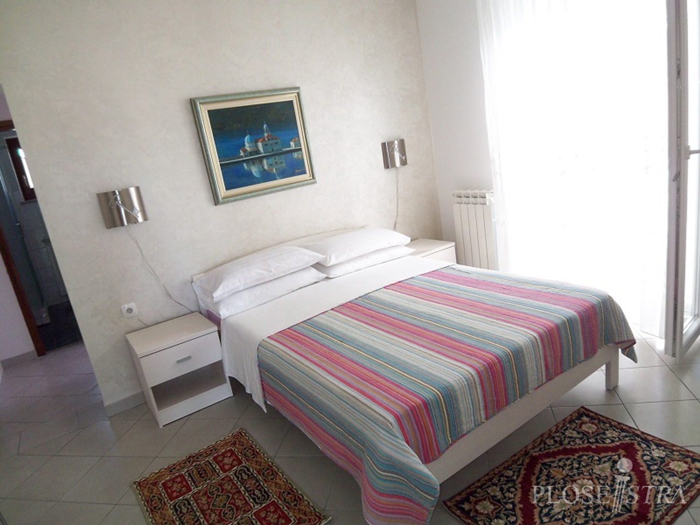 ATRAKTIVNA KUĆA SA 9 APARTMANA U POREČU NA VRHUNSKOJ LOKACIJI!!