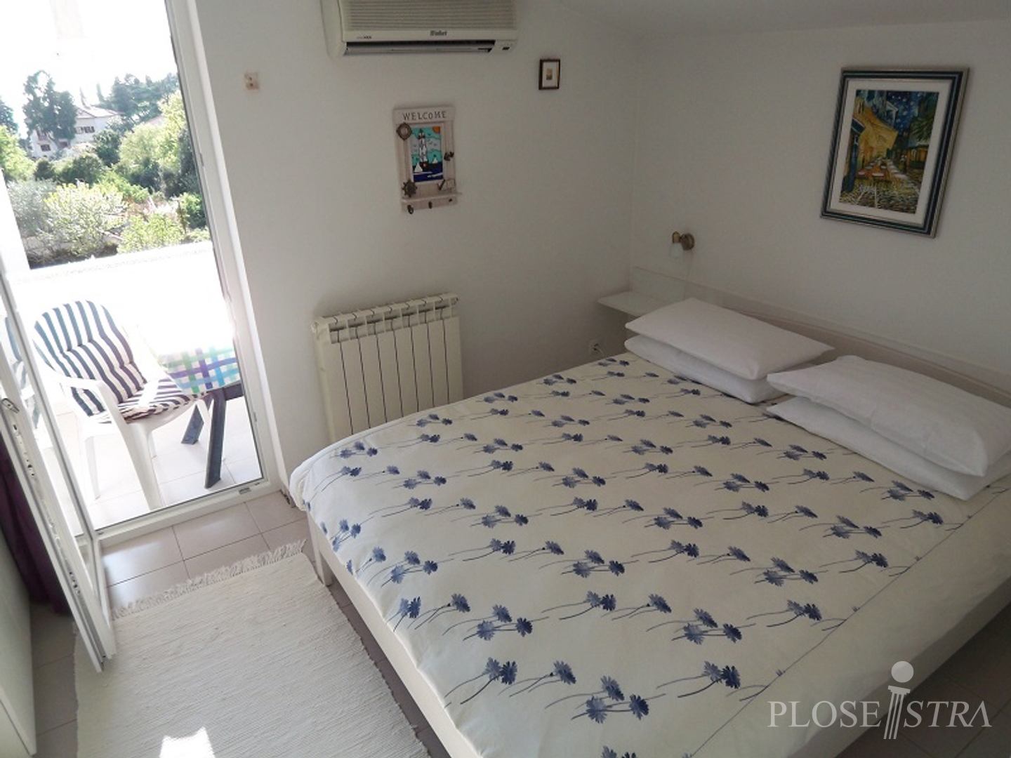 ATRAKTIVNA KUĆA SA 9 APARTMANA U POREČU NA VRHUNSKOJ LOKACIJI!!