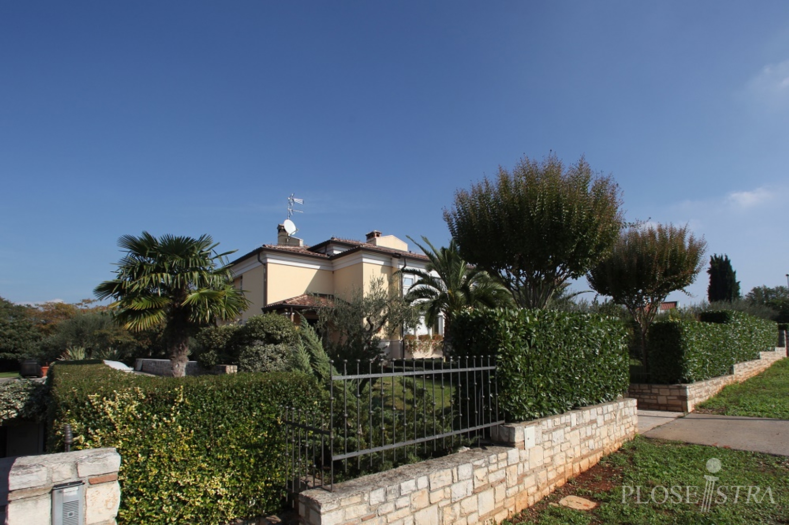 EXCLUSIVE VILLA IN POREČ, ON TOP LOCATION!