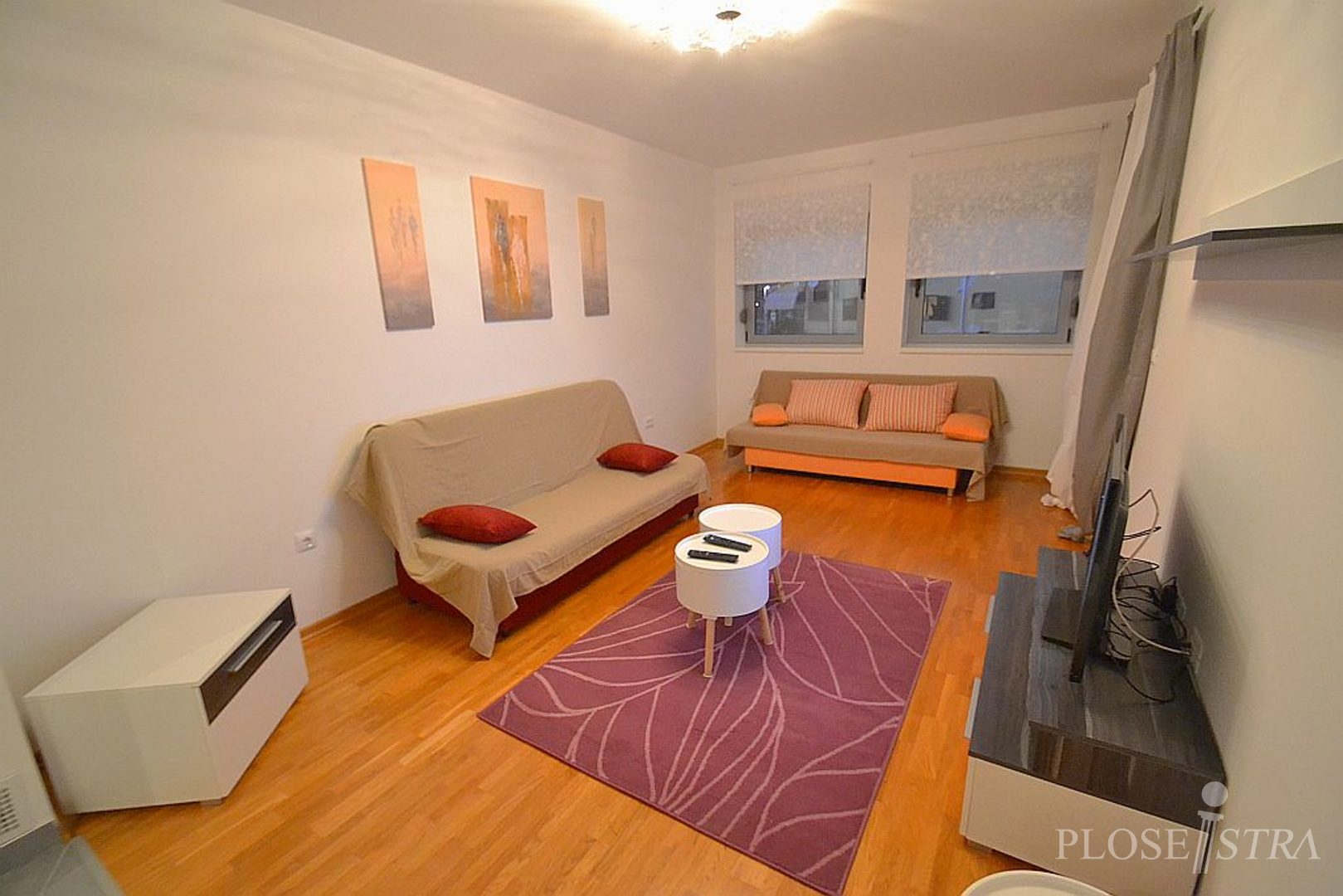 ATTRAKTIV - SCHÖNE WOHNUNG AUF EINER TOP STANDORT IN NOVIGRAD, GERADE 50m VOM MEER!