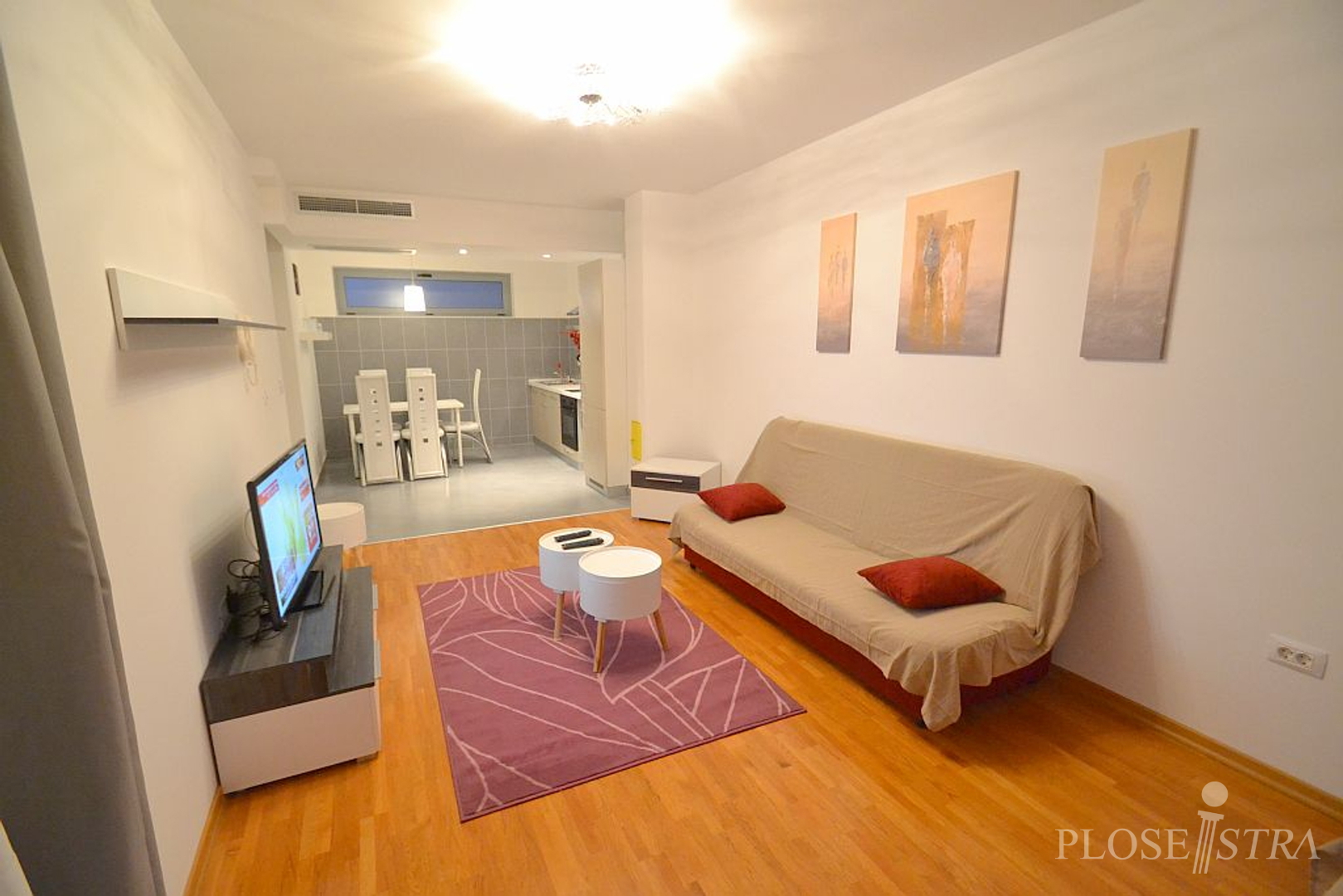 ATTRAKTIV - SCHÖNE WOHNUNG AUF EINER TOP STANDORT IN NOVIGRAD, GERADE 50m VOM MEER!