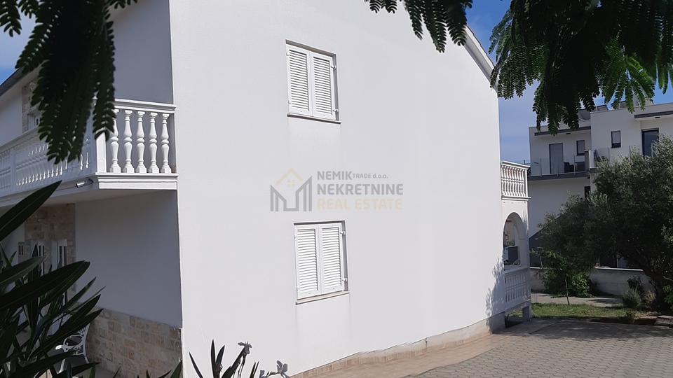 Vodice, house with four apartments and a big garden