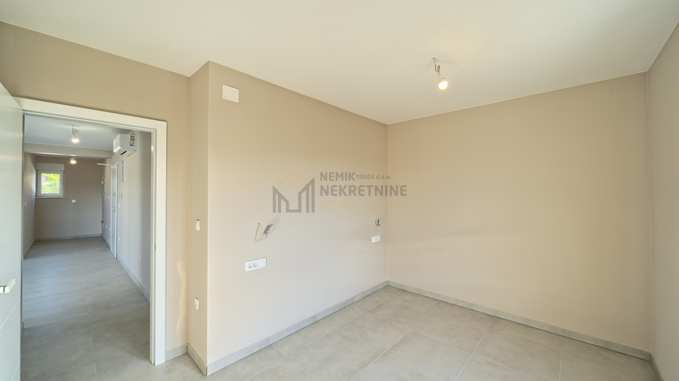 Ferienwohnung, 69 m2, Verkauf, Šibenik - Brodarica