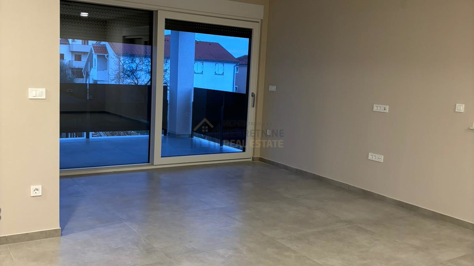 PRIVLAKA, NEW BUILDING, GROUND FLOOR, TWO-ROOM APARTMENT