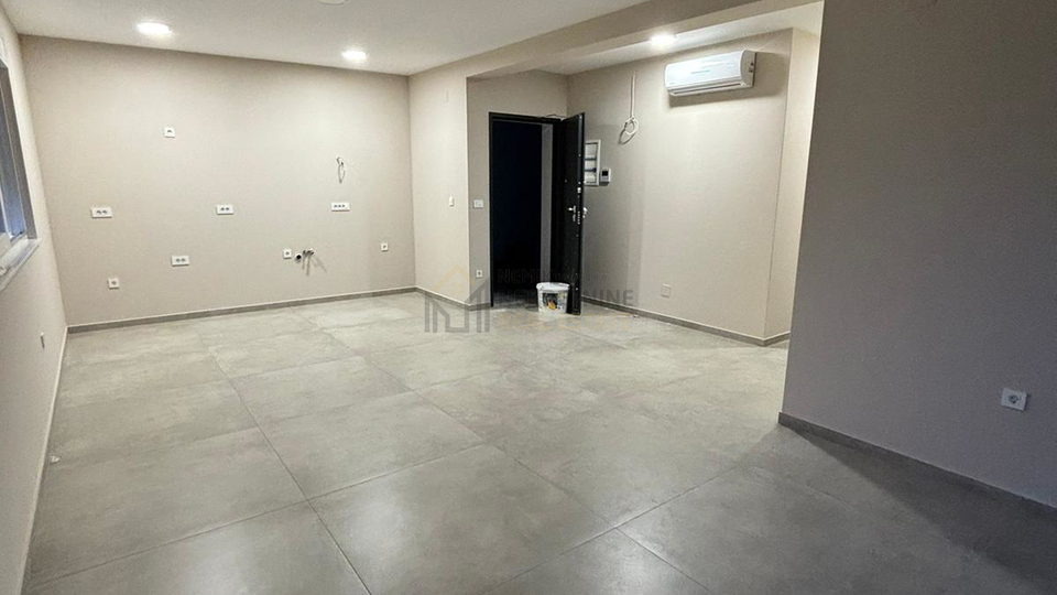 PRIVLAKA, NEW BUILDING, GROUND FLOOR, TWO-ROOM APARTMENT