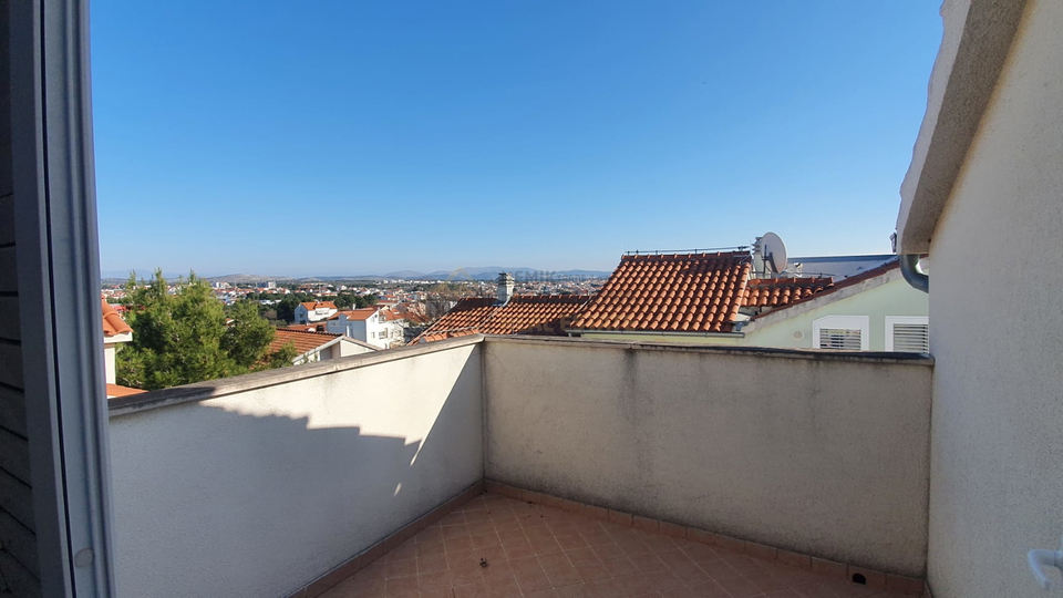 Vodice, two-room apartment with terrace