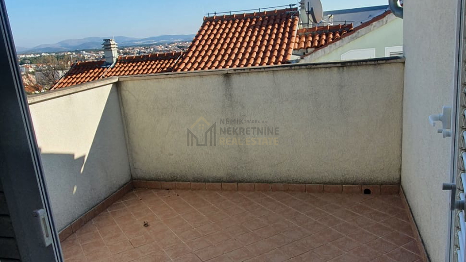 Vodice, two-room apartment with terrace