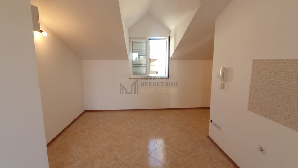 Vodice, two-room apartment with terrace