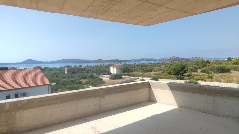 VODICE, NEW FACILITY! APARTMENT NEAR THE SEA