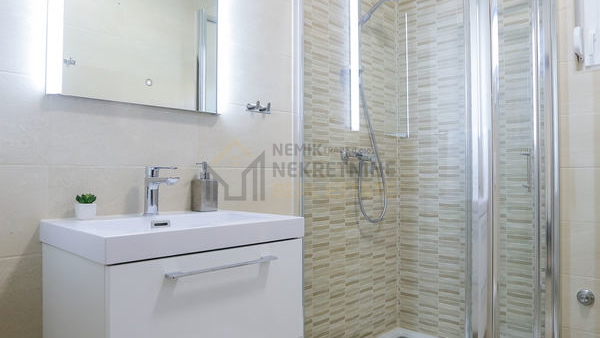 Haus, 400 m2, Verkauf, Biograd na Moru