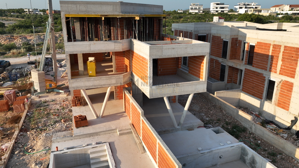 Wohnung, 378 m2, Verkauf, Vodice
