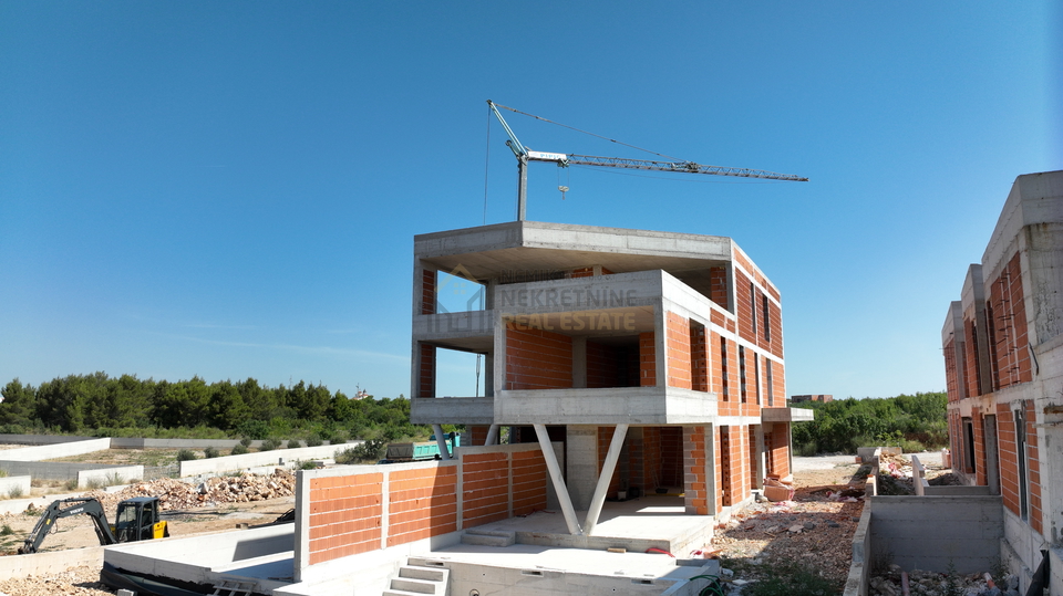 Wohnung, 378 m2, Verkauf, Vodice