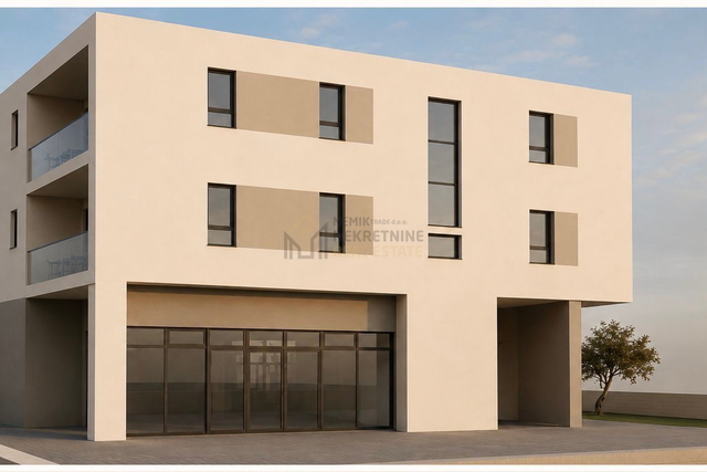 VODICE, NOVOGRADNJA, MANJI STAN NA 1. KATU