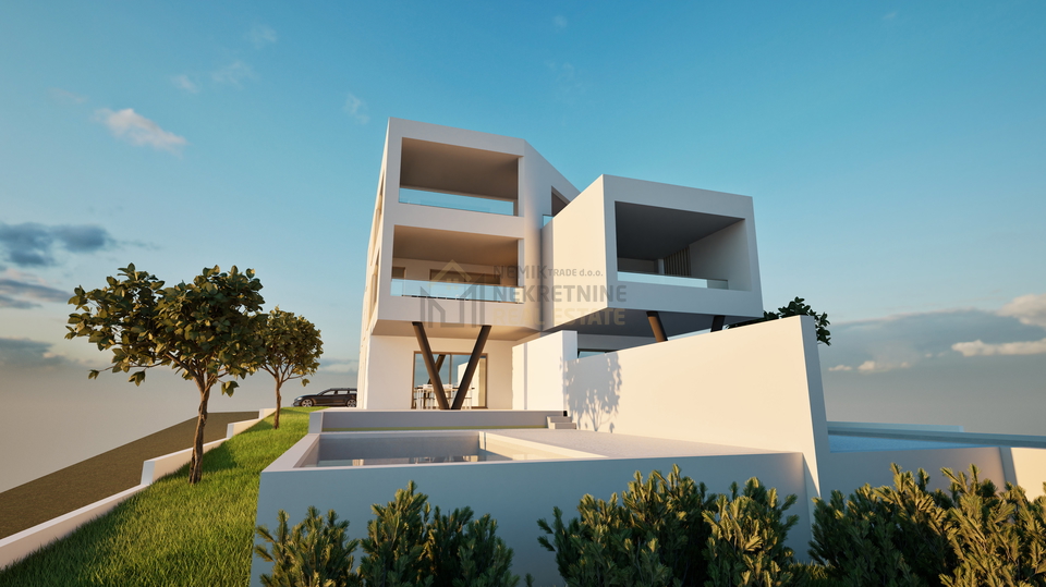 VODICE, DVOSOBAN STAN SA VLASTITIM BAZENOM U PRIZEMLJU MODERNE NOVOGRADNJE