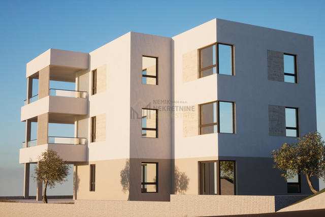 VODICE, PRODAJA, NOVOGRADNJA, POSLJEDNJI STAN NA 2. KATU SA OTVORENIM POGLEDOM