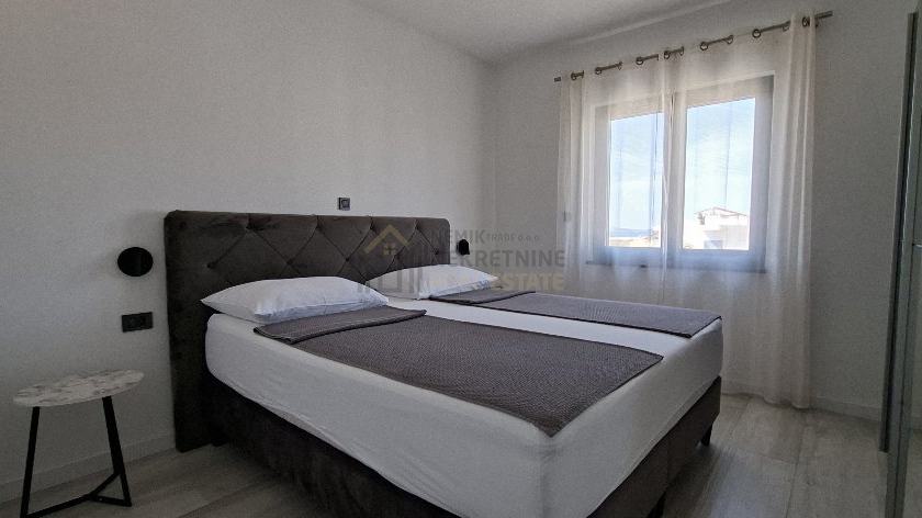 SRIMA&comma; APARTMANSKA KU&Cacute;A SA 5 APARTMANA I OTVORENIM POGLEDOM