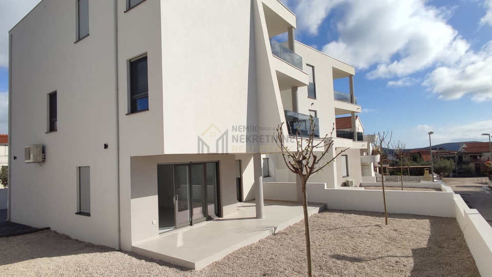 VODICE, NEW BUILDING, TWO-ROOM APARTMENT ON THE GROUNDFLOOR