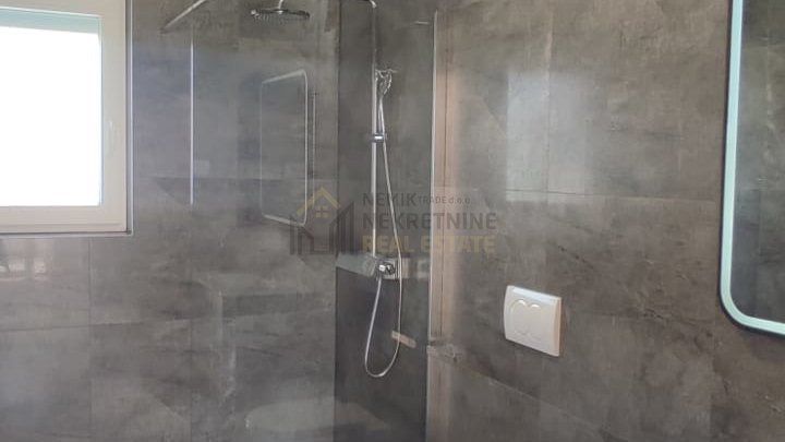 House, 162 m2, For Sale, Vodice