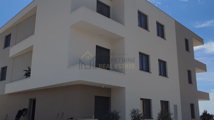 VODICE, NEW FACILITY! APARTMENT NEAR THE SEA