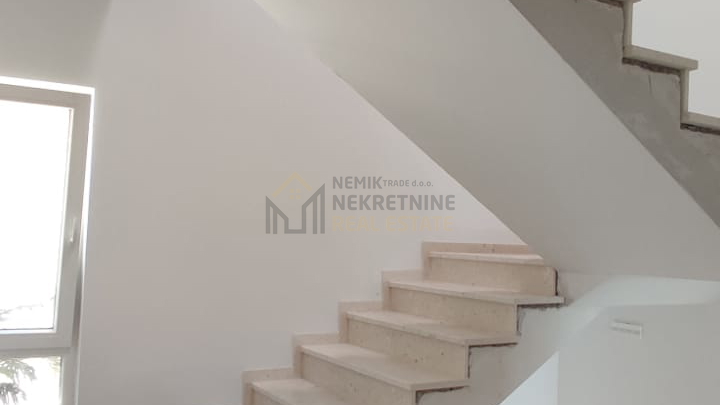 Wohnung, 80 m2, Verkauf, Vodice