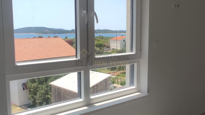 VODICE, NOVI OBJEKT! STAN BLIZU MORA
