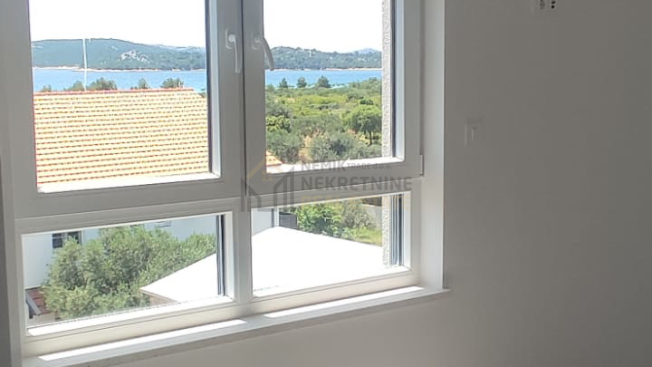 VODICE, NOVI OBJEKT! STAN BLIZU MORA
