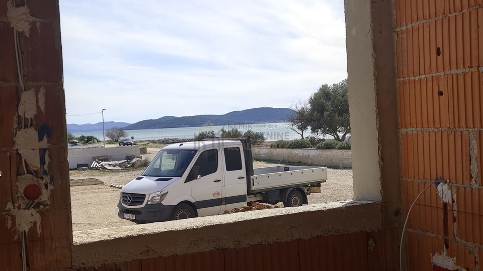 SRIMA-VODICE&comma; NOVOGRADNJA U BLIZINI MORA