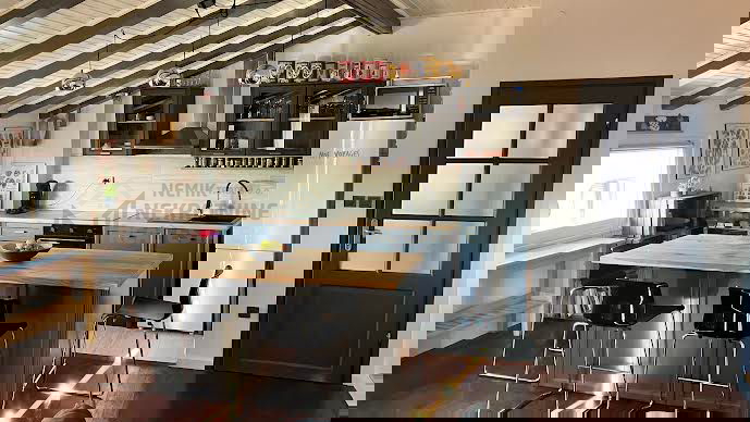 VODICE&comma; &Scaron;ARMANTAN TROSOBAN STAN SPECIFI&Ccaron;NOG URE&Dstrok;ENJA