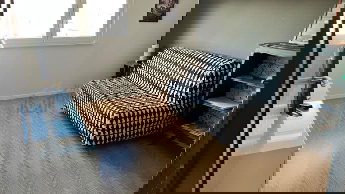 VODICE&comma; &Scaron;ARMANTAN TROSOBAN STAN SPECIFI&Ccaron;NOG URE&Dstrok;ENJA